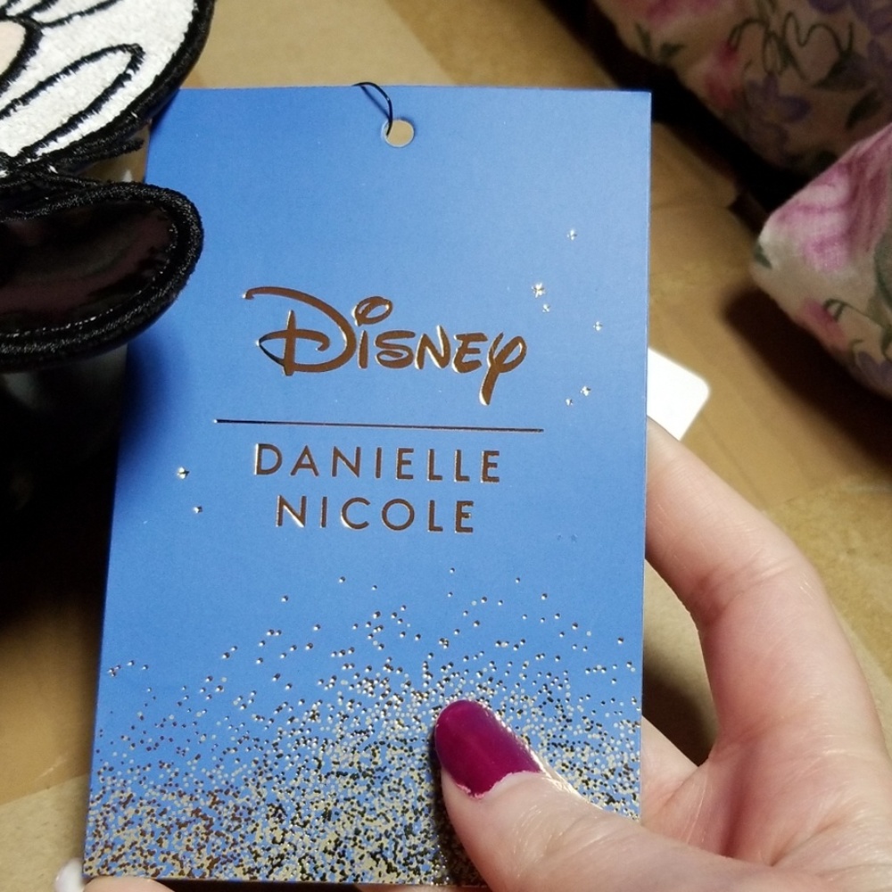 Disney Minnie Mouse Crossbody Purse Danielle NEW - Picture 3 of 6